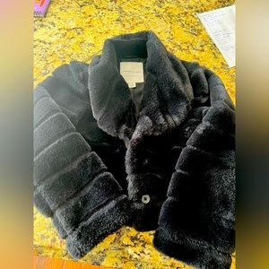 Janie and Jack faux fur coat size 5-6